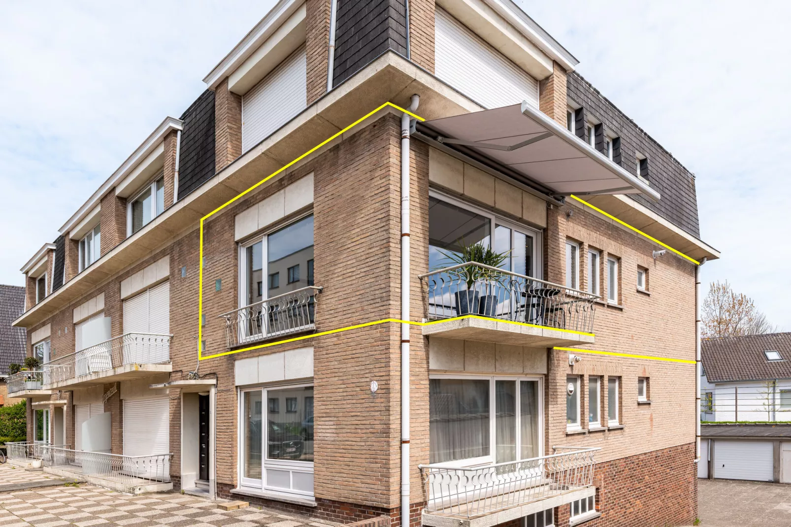 Argenteuil 1-2-Exterior summer