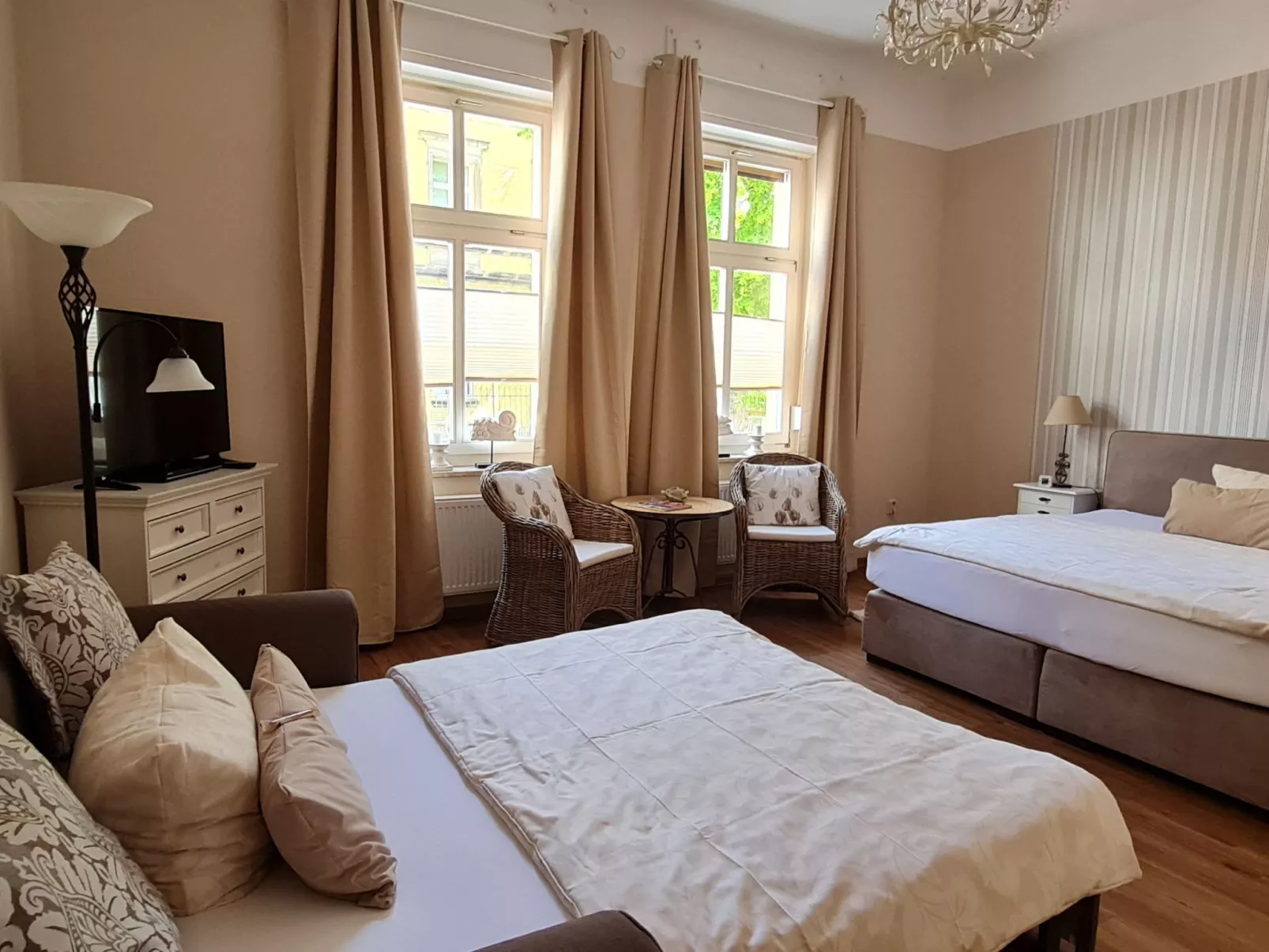 Barrierefreie Wohnung in ruhiger Zentrumslage-Dedans