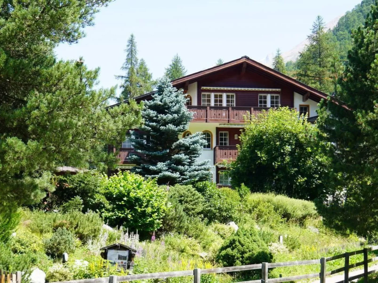 Studio mit traumhaftem Blick auf das Matterhorn-Dehors