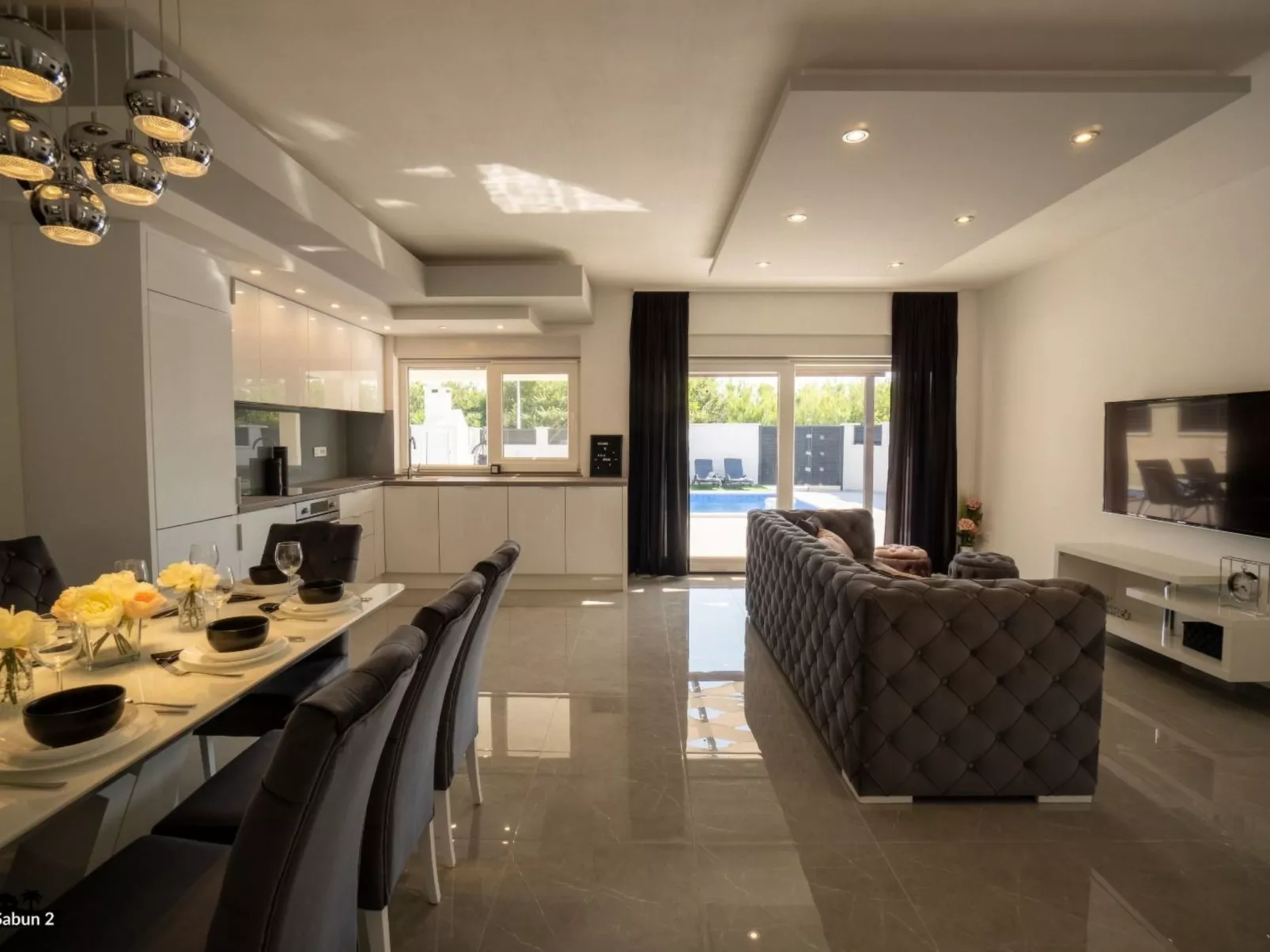 Villa mit beheiztem Pool Privlaka - TA Leut Agency-Drinnen