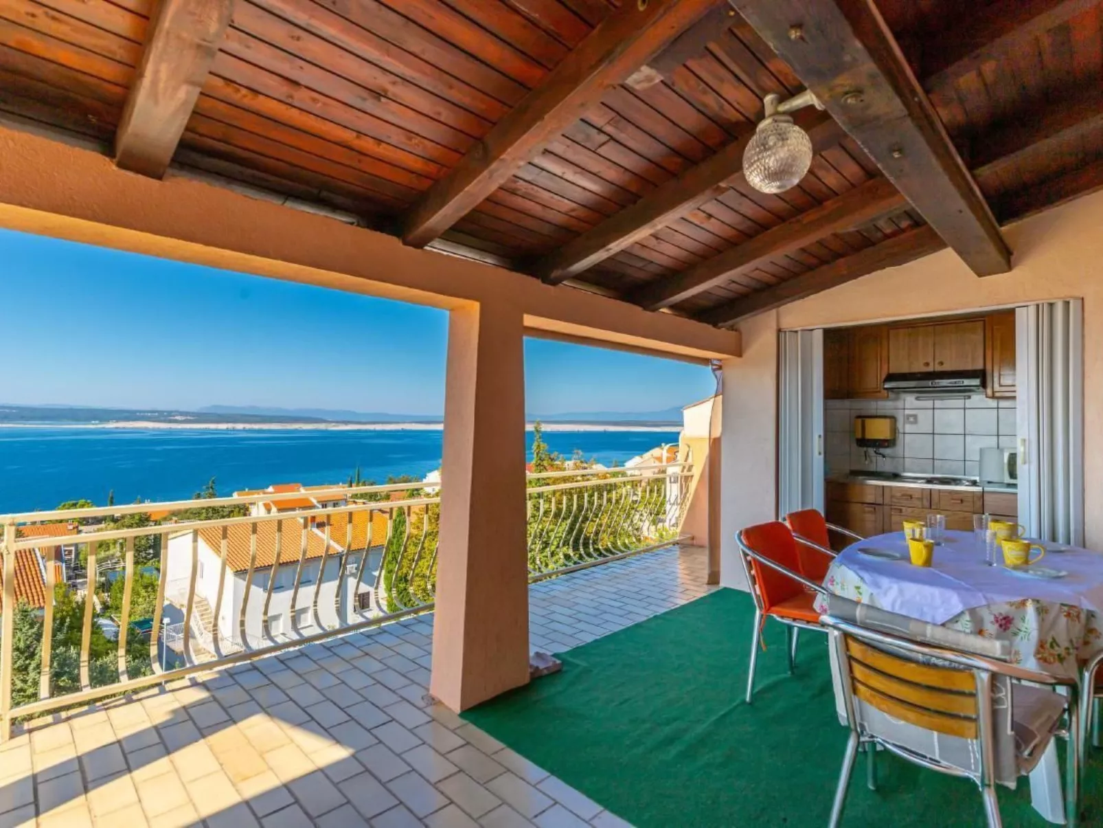 Wunderschöne Ferienwohnung in Dramalj und Meerblick-Outside