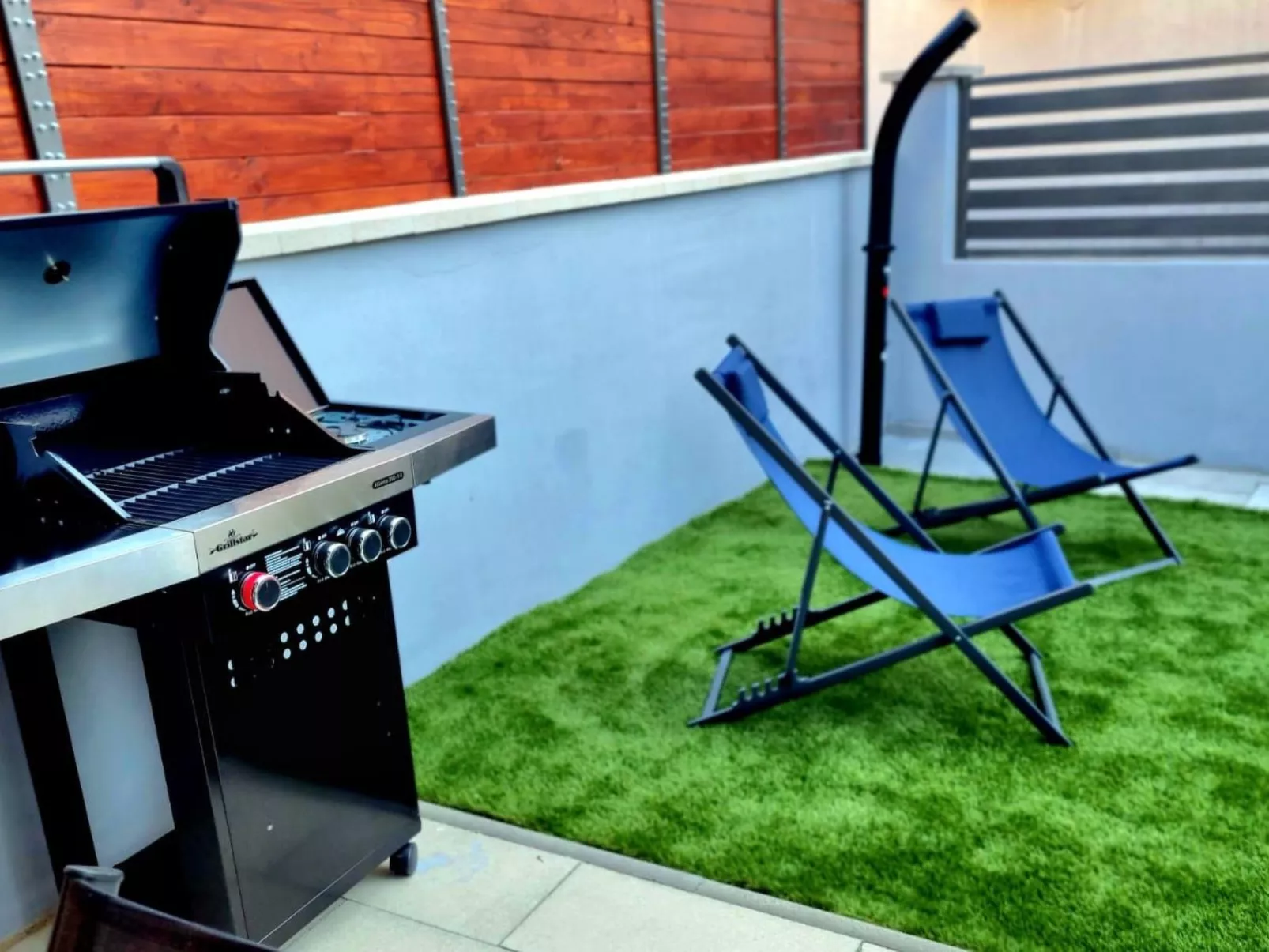 Holiday house Ena-Draußen