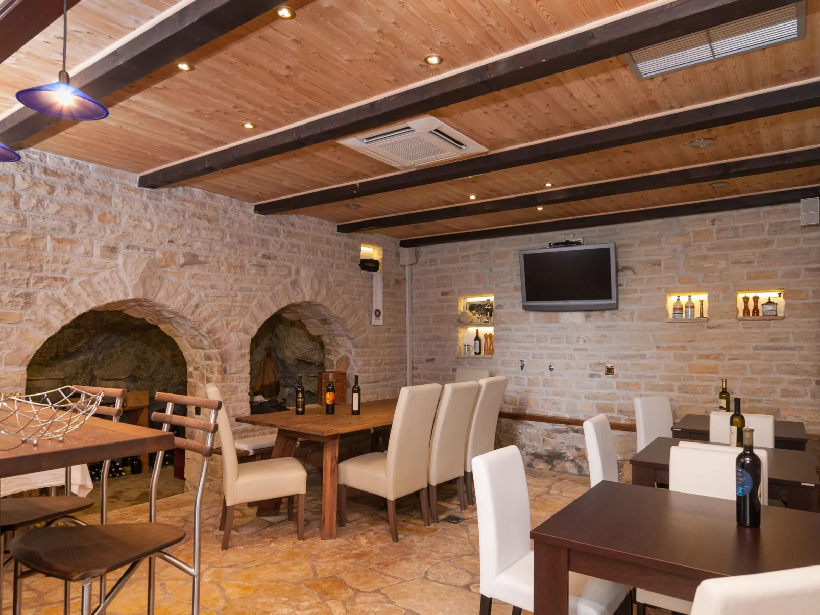 Für drei Personen-Dedans