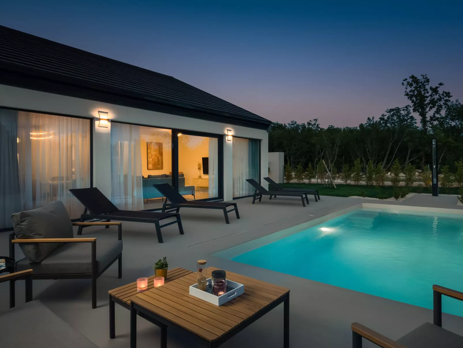 Villa Le in Oklaj-Image-tags.info