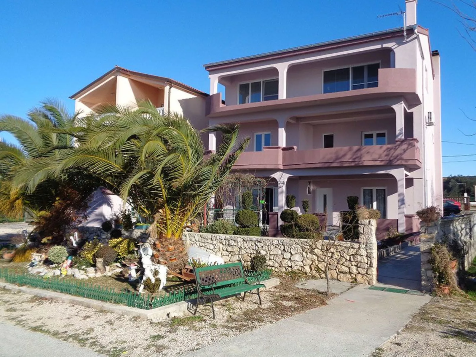 Wohnung in Turanj mit sicherem Parkplatz-Draußen