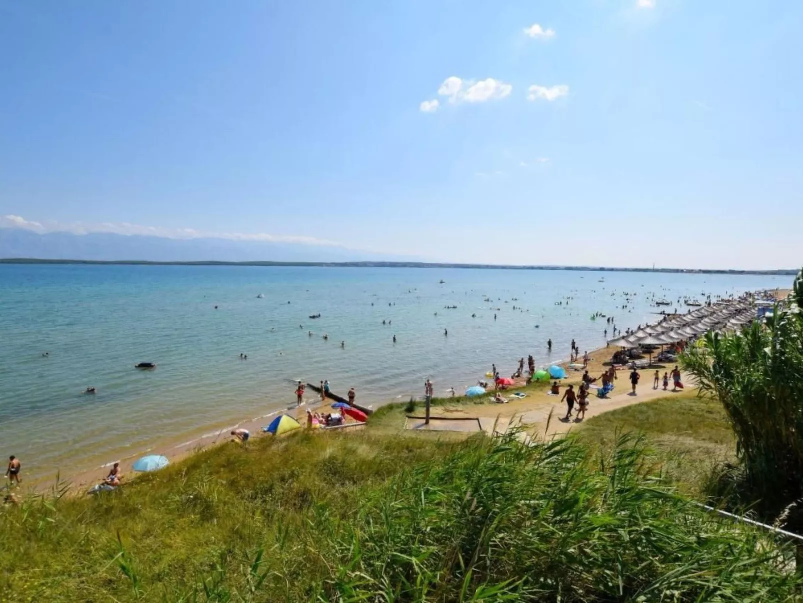 Wohnung "Mira" direkt am Strand-Draußen