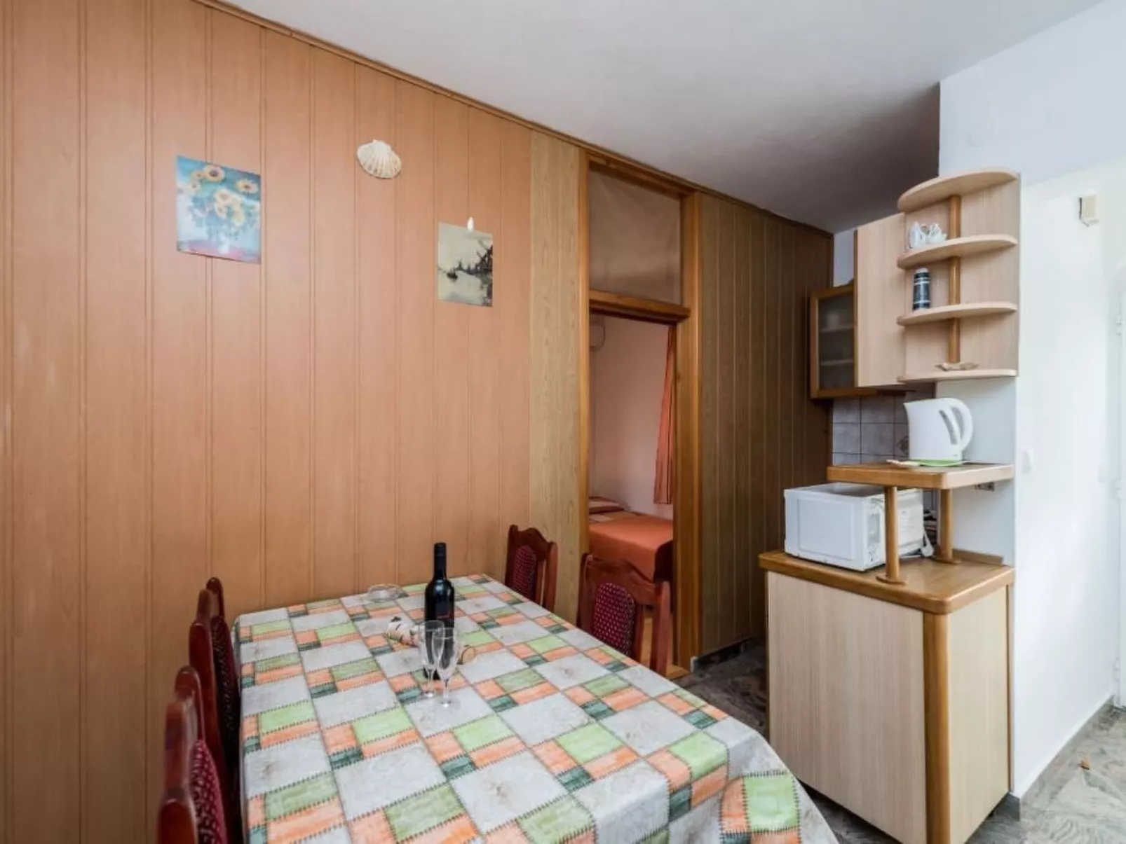 Delfin mit Meerblick - Agentur TA Leut-Drinnen