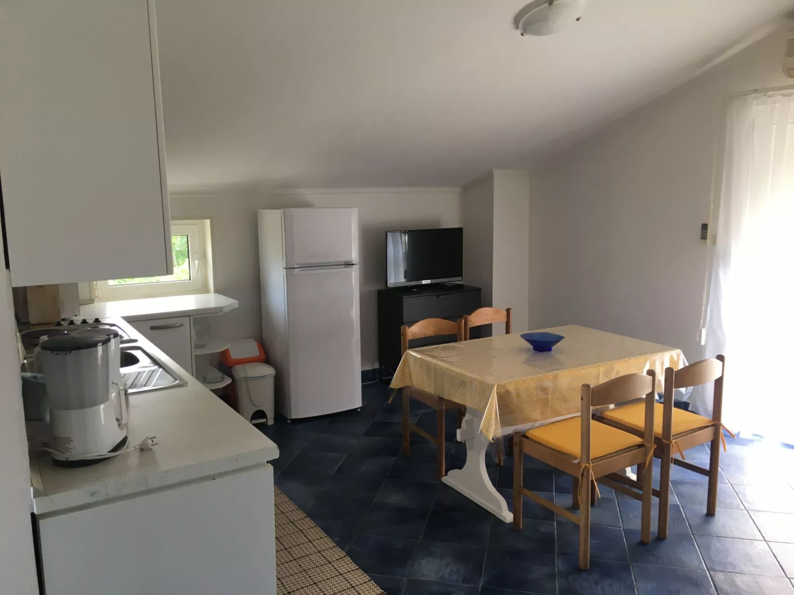 The Blue Line Ferienwohnung mit Balkon-Drinnen