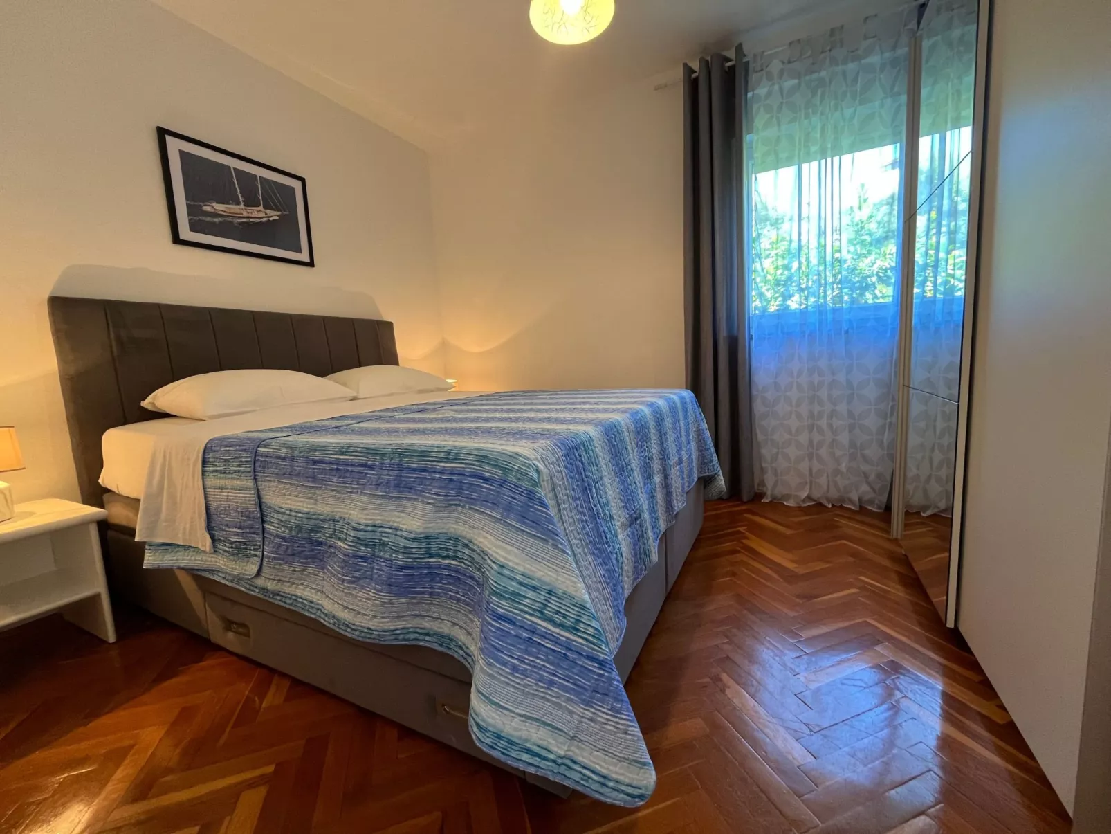 Meri 2-Image-tags.info