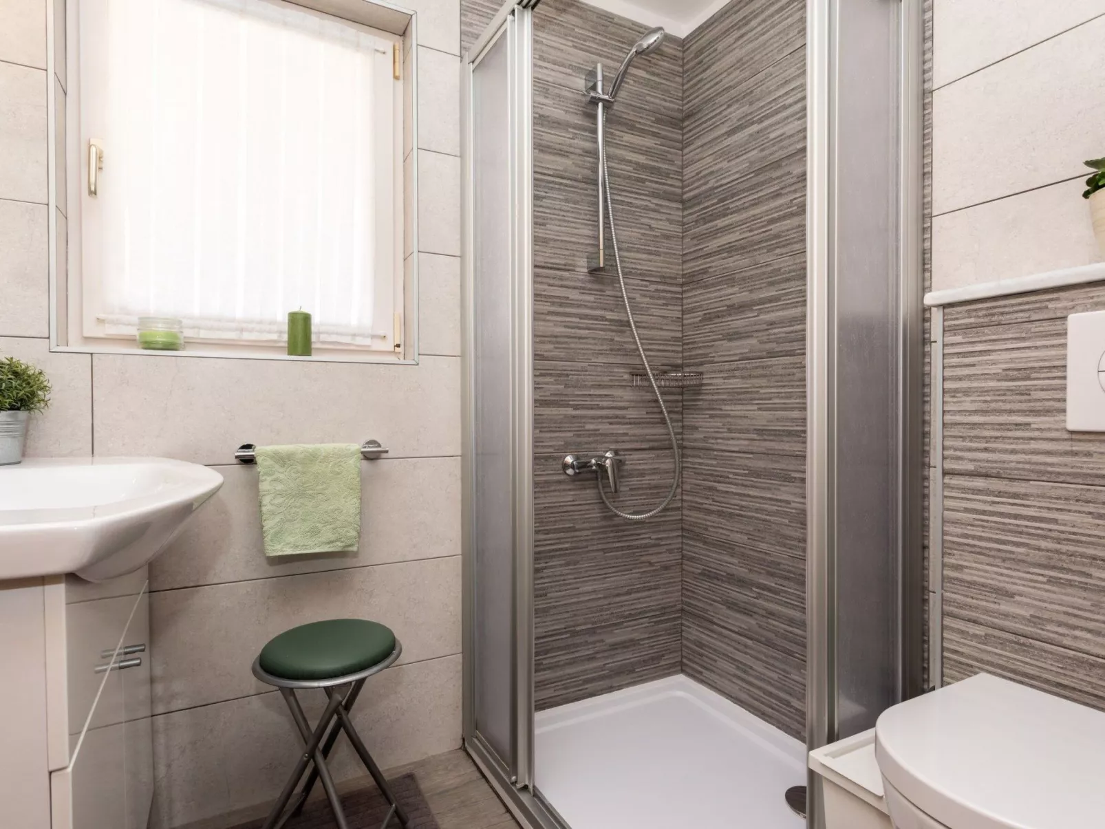 Gemütliche Ferienwohnung Tina 4-Dedans