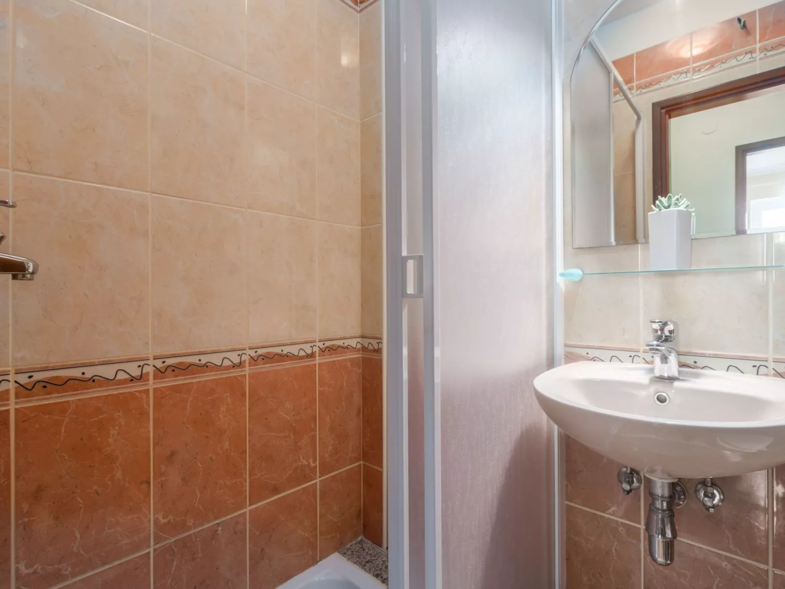 Residence Radovan 3-Drinnen