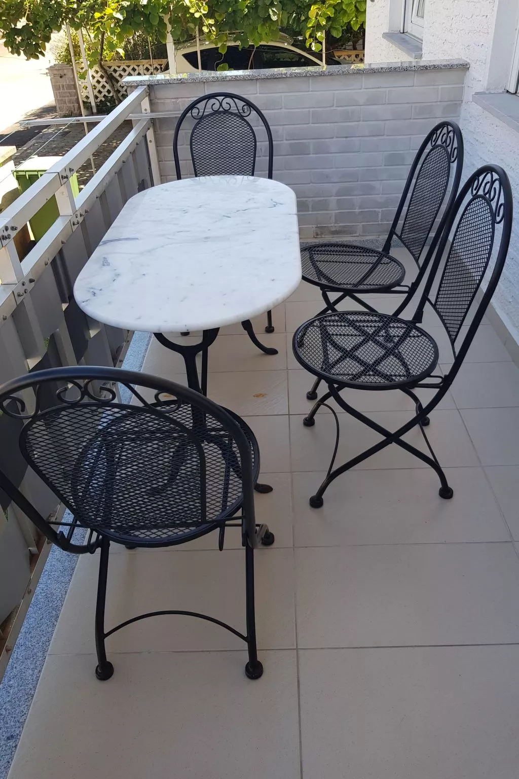 Wohnung Hama Komunela mit Garten und Stellplatz-Outside