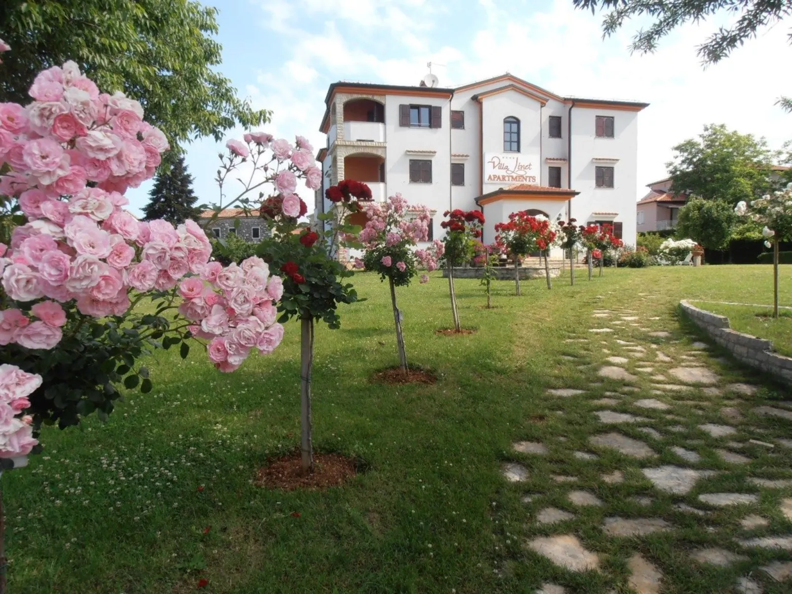 Villa Linet 1.-Outside