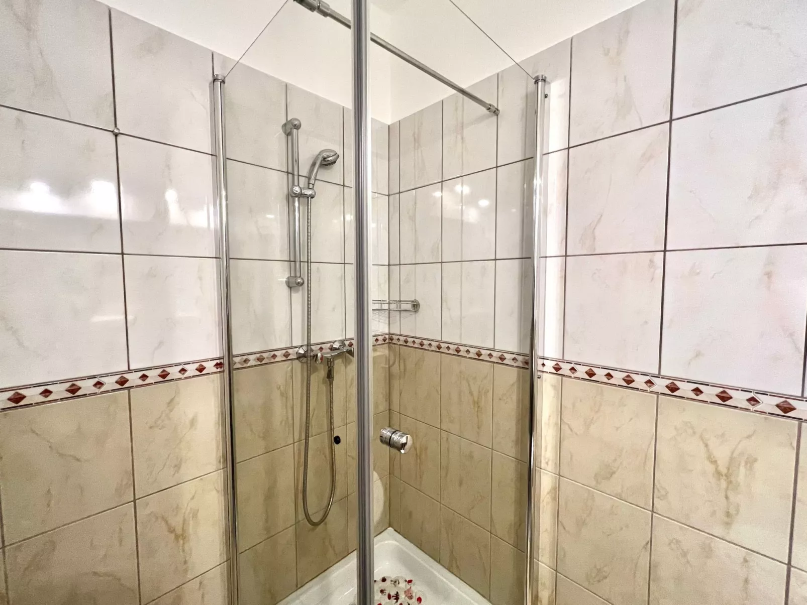 In Dramalj mit Terrasse und Garten und Meerblick-Image-tags.info