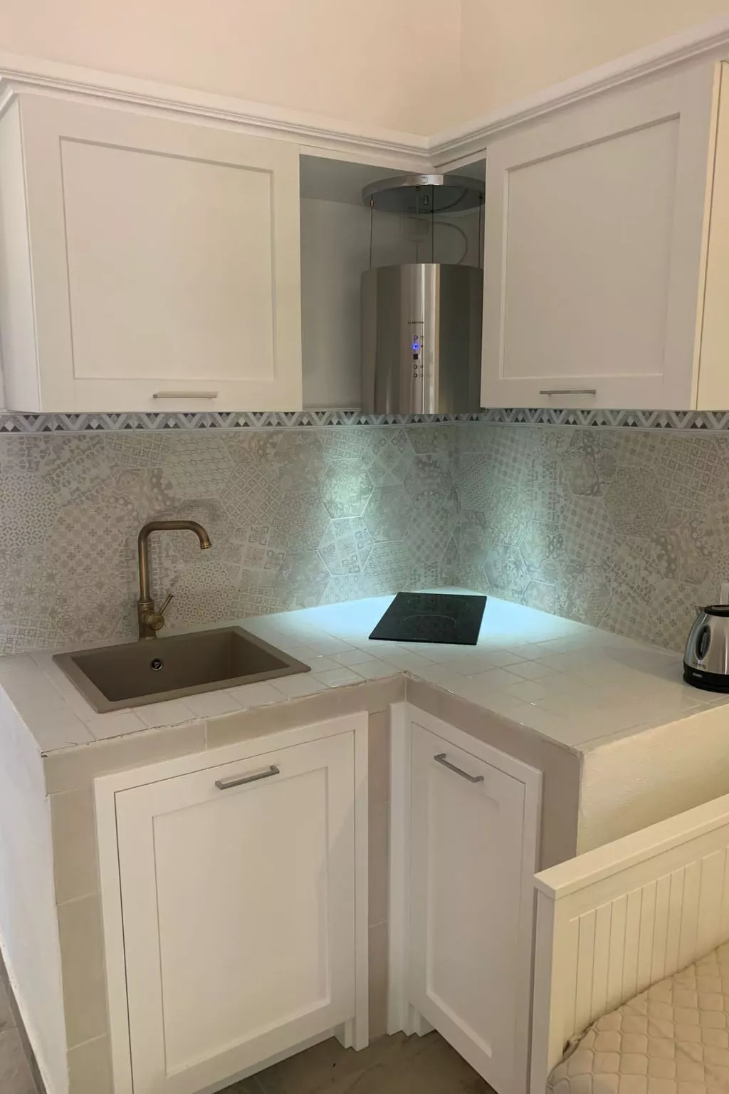 Haus Ulysses in der Nähe des Meeres-Drinnen