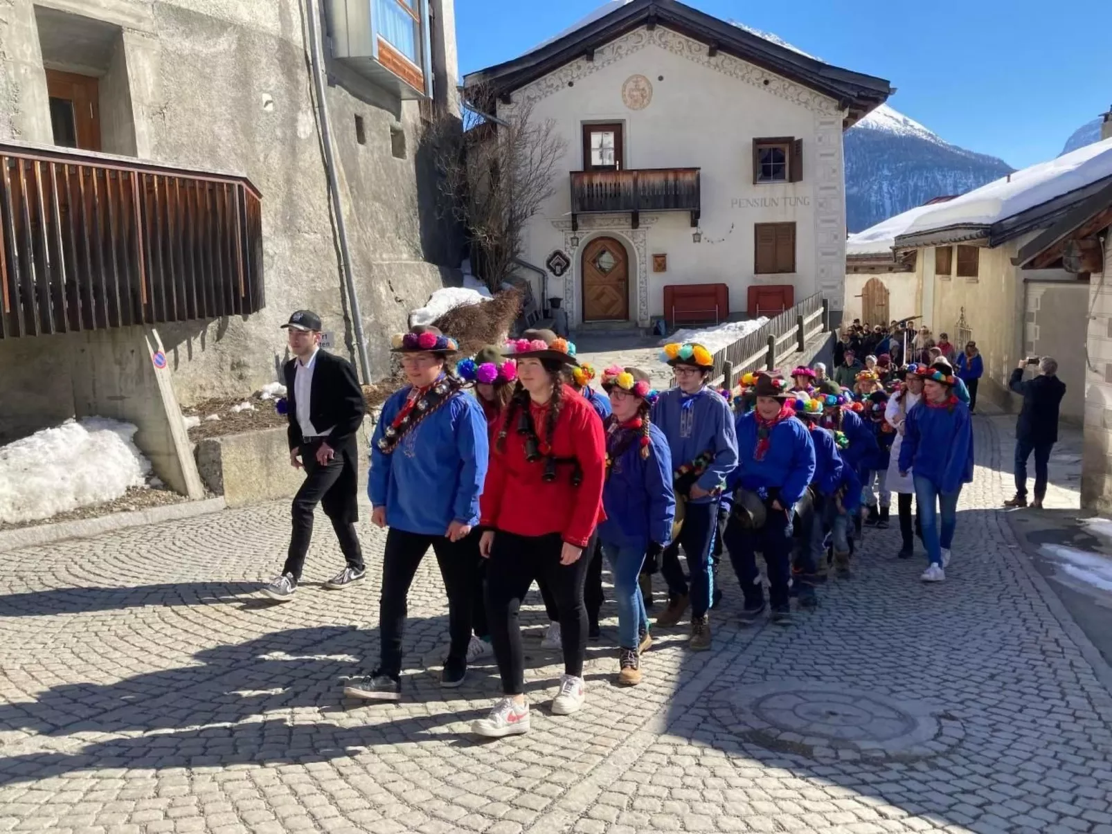 Pensiun Tung-Outside