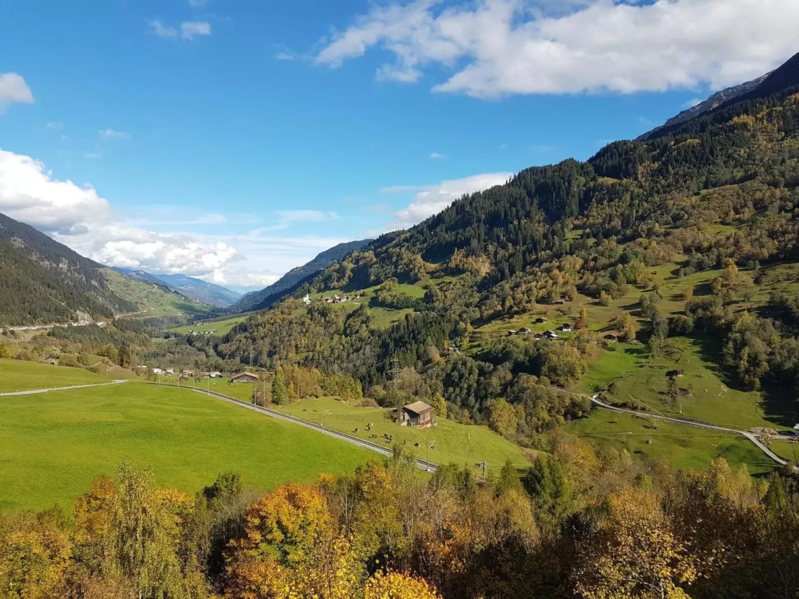 Gemütliche Ferienwohnung im Disentiserhof-Outside