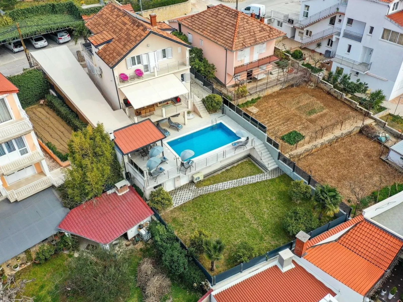 Villa Urban in Trogir mit privatem beheiztem Pool-Dehors