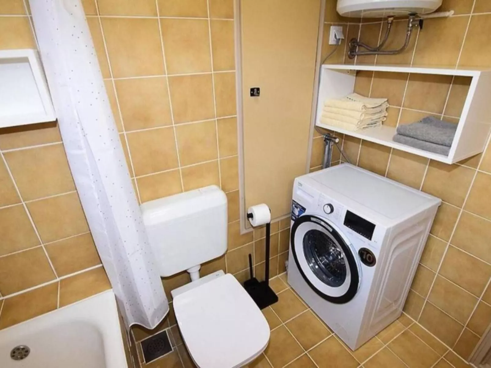 Modern eingerichtete Wohnung in der Nähe des Strandes...-Dedans