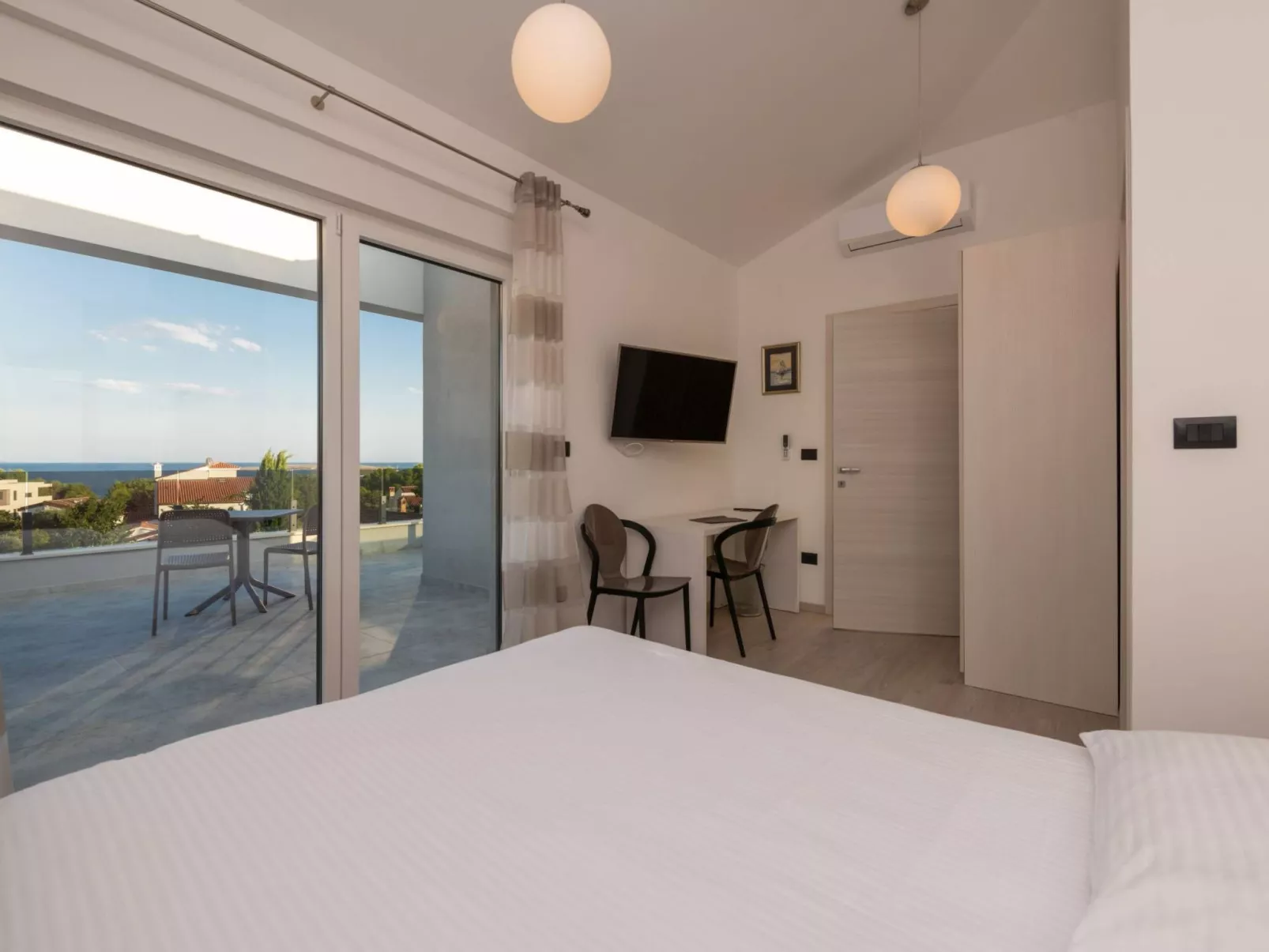 Villa K mit Jacuzzi auf dem Dach und Meerblick-Image-tags.info