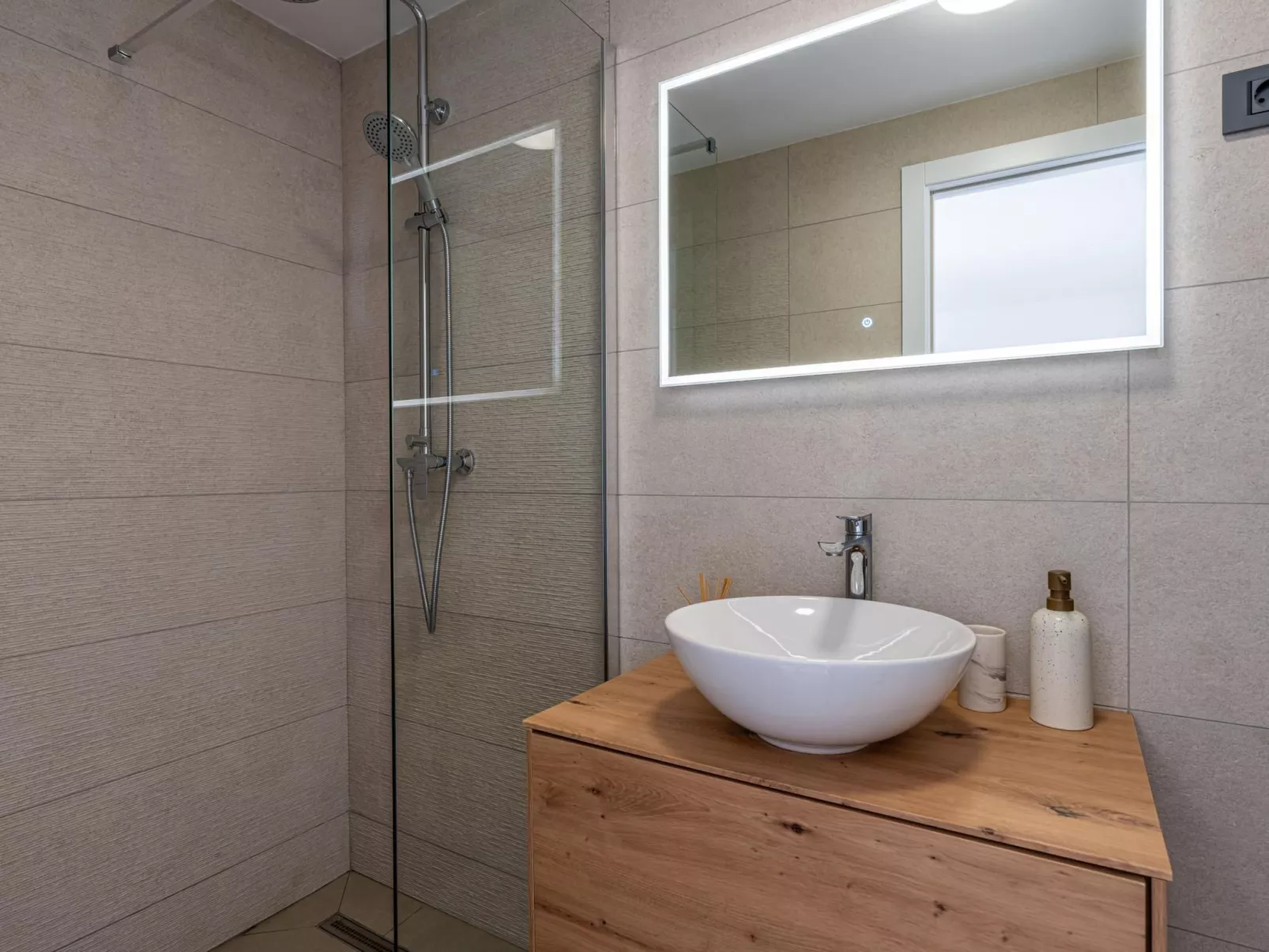 Villa Incanto-Image-tags.info