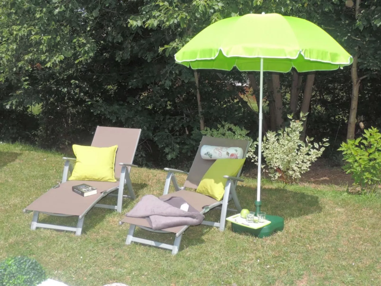 Gartenblick in Vöhl-Basdorf-Dehors