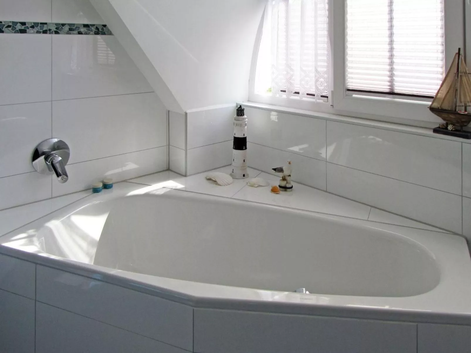 Mit Garten und Sauna-Inside