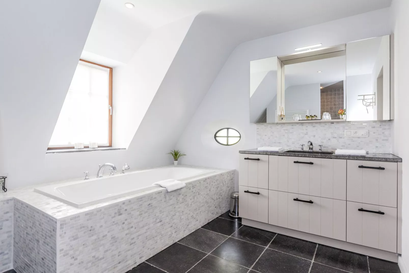 De Zonnebrug-Bathroom