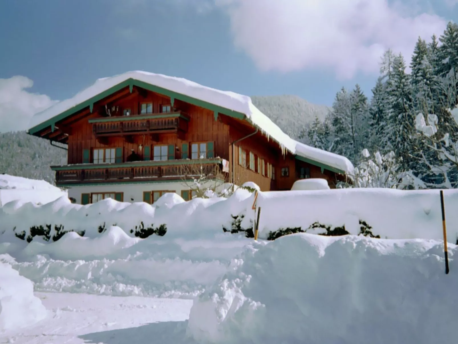 Komfortable Ferienwohnung mit herrlichem Bergblick-Image-tags.info