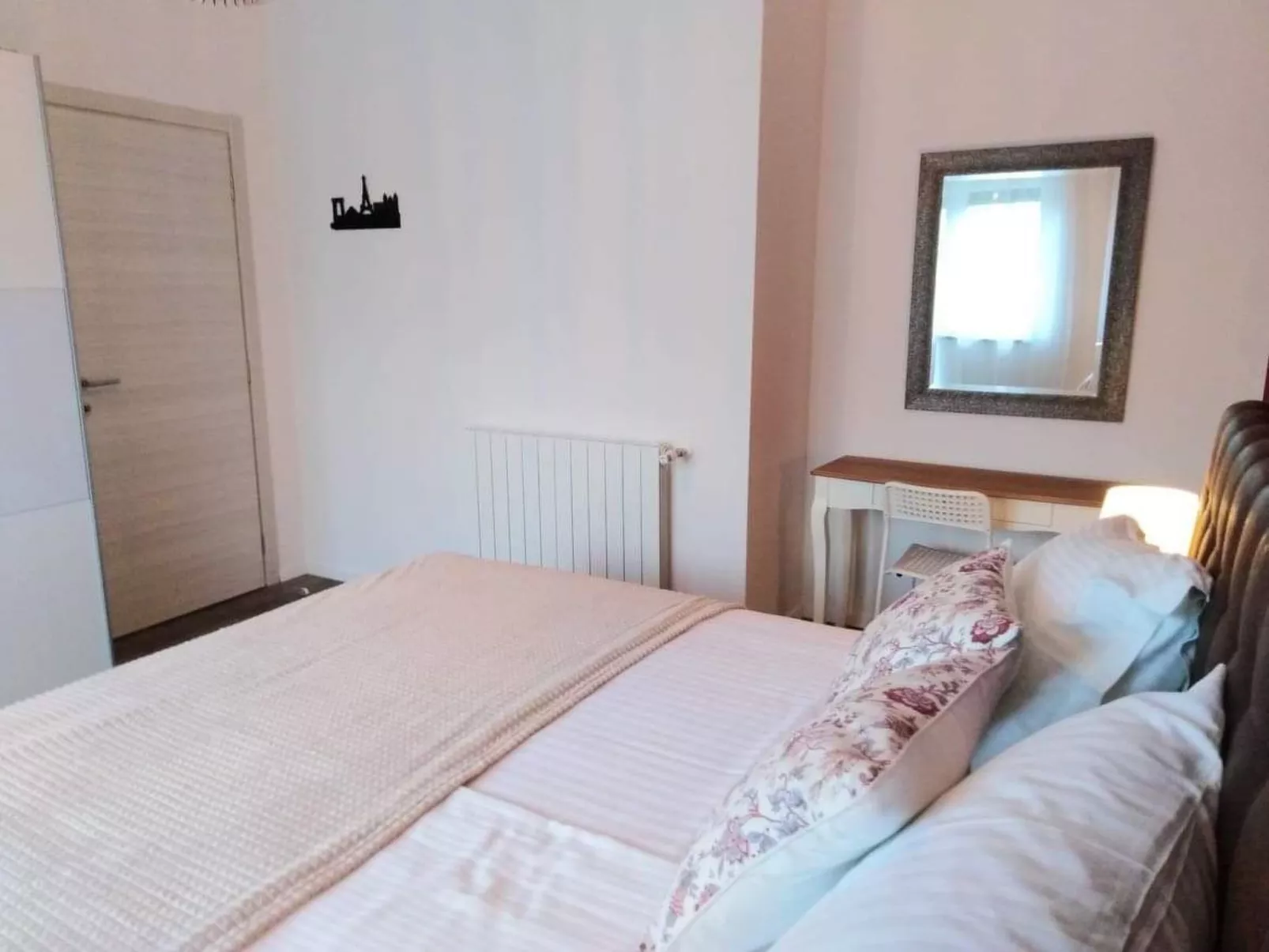 Mit Terrasse, Grill und Garten-Drinnen