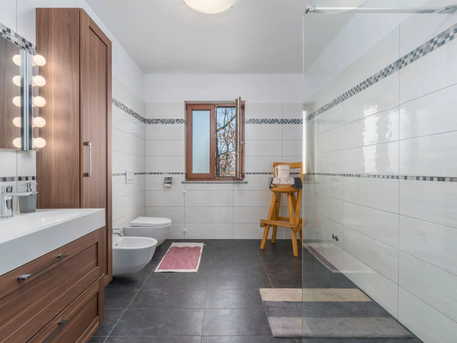 Mit Privatpool für 6 Personen ca. 70 m&sup2; in Juricani, Istrien (Umag und Umg-Image-tags.info