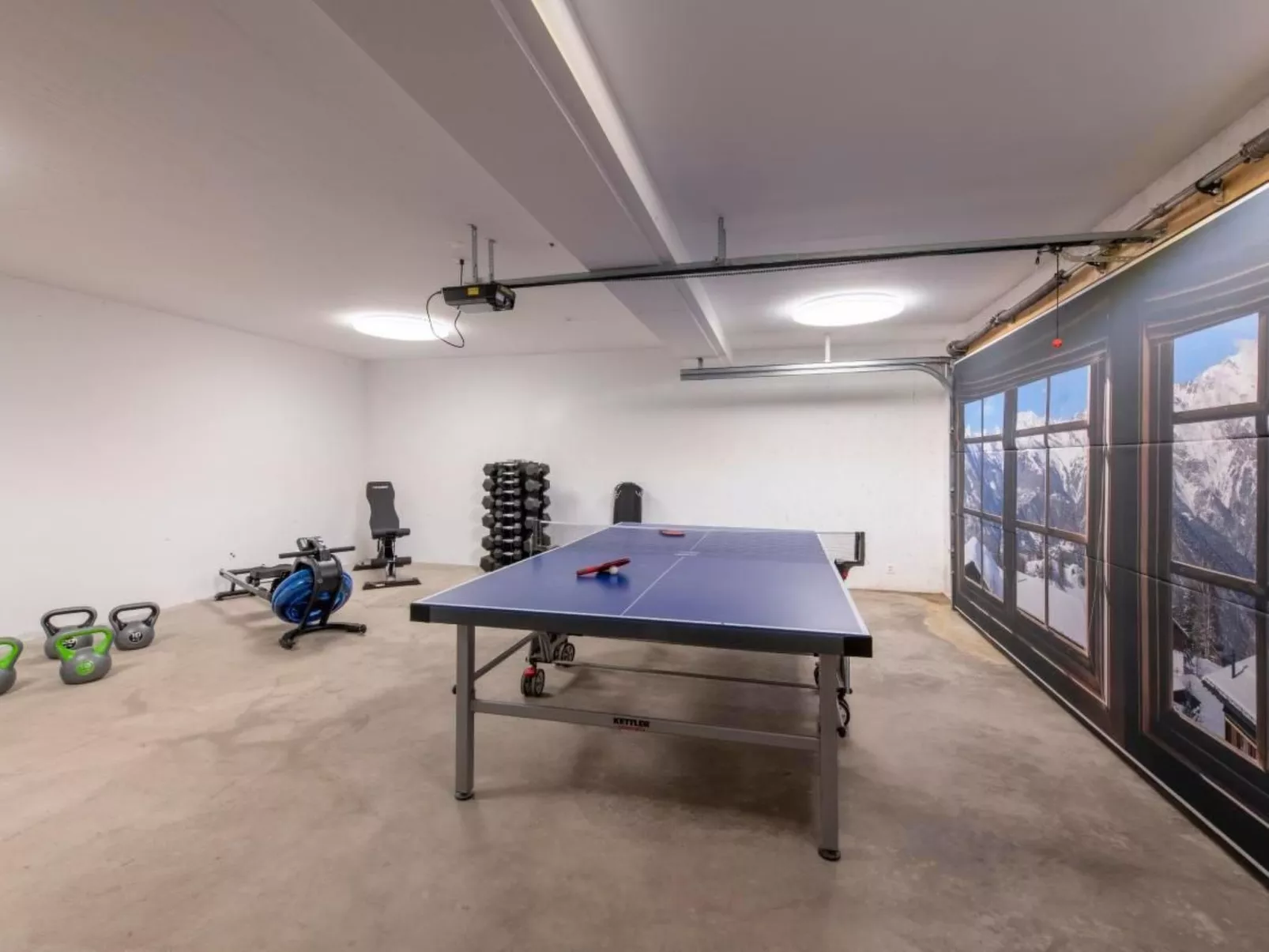 Chalet V mit Lift und Pool-Inside