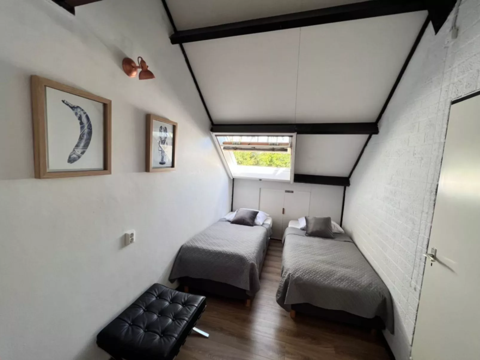 In Stavenisse mit gemütlicher Terrasse-Drinnen