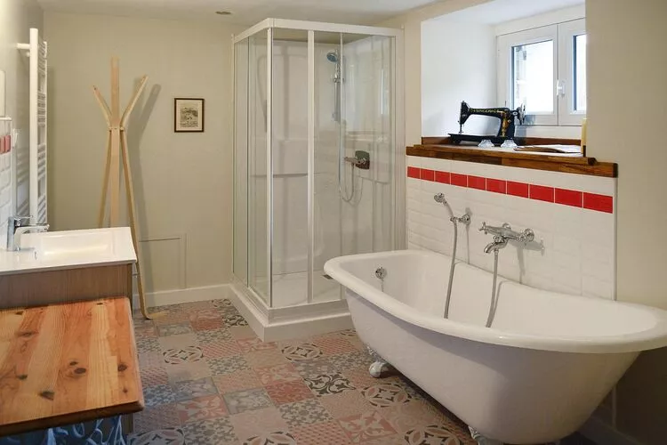 Holiday home 4 personnes Locquirec-Bathroom