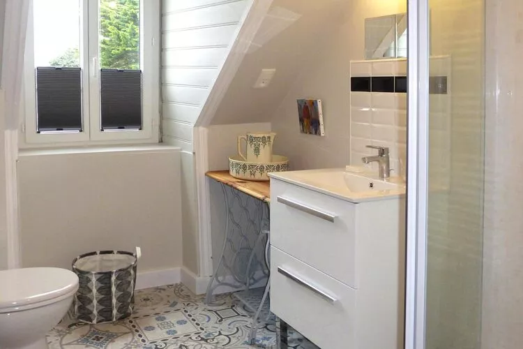 Holiday home 4 personnes Locquirec-Bathroom