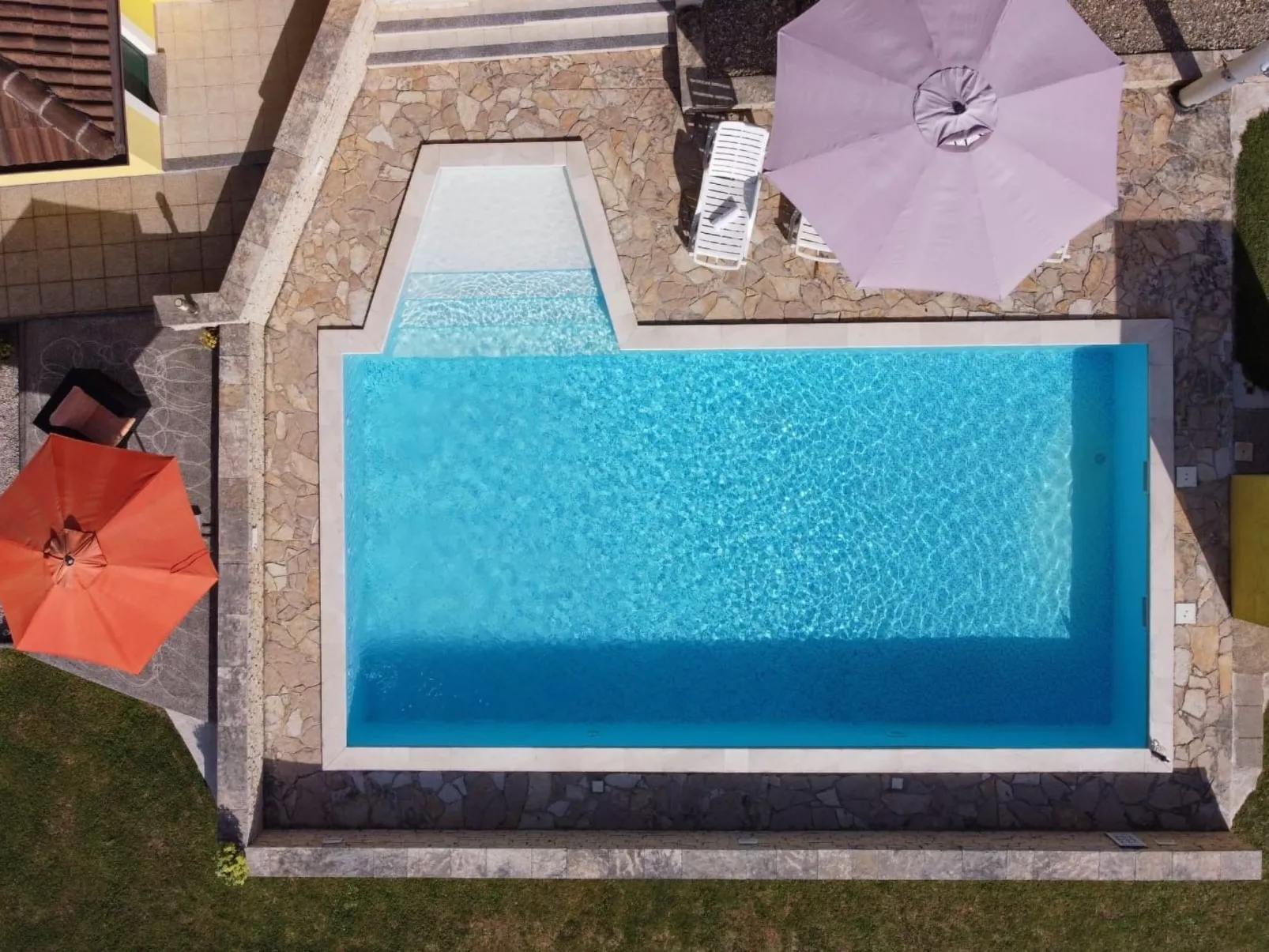 Villa für 10 Personen mit großem Garten - TA Leut-Image-tags.info