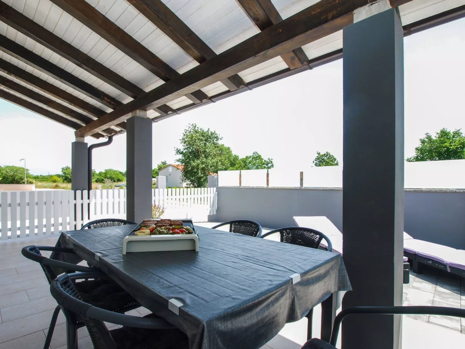 Villa Pikula App.1-Draußen