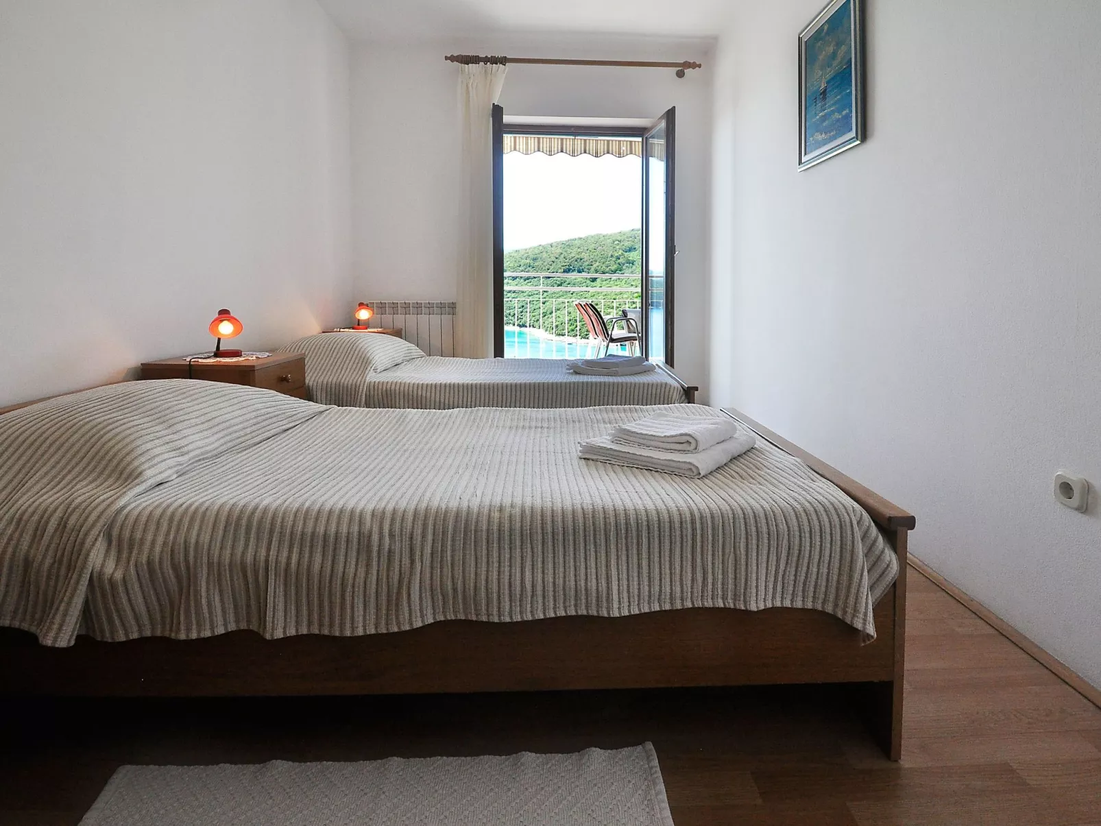 Zwei-Zimmer-Wohnung in der Nähe des Meeres-Inside