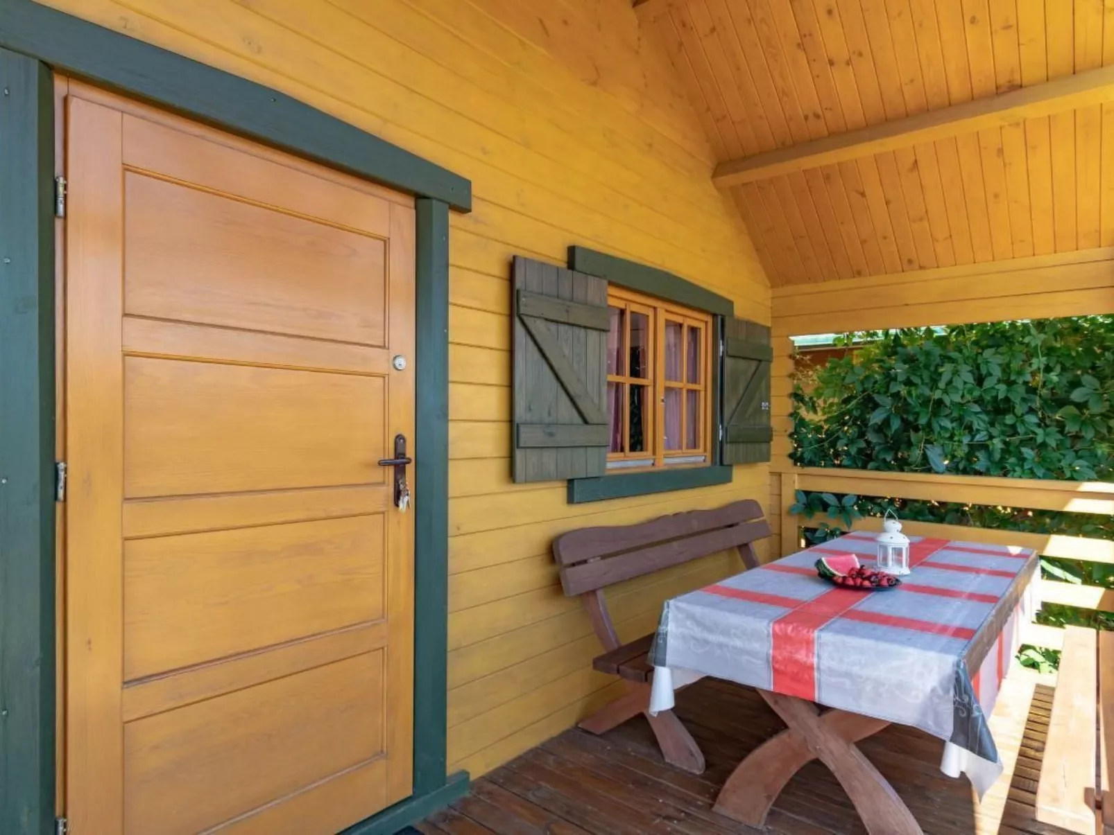 Haus in Gmina Postomino mit Garten und Terrasse-Outside