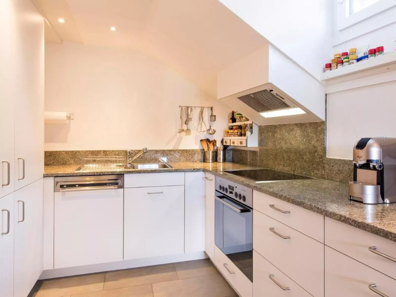 Chesa Lagrev-Schucan-Drinnen