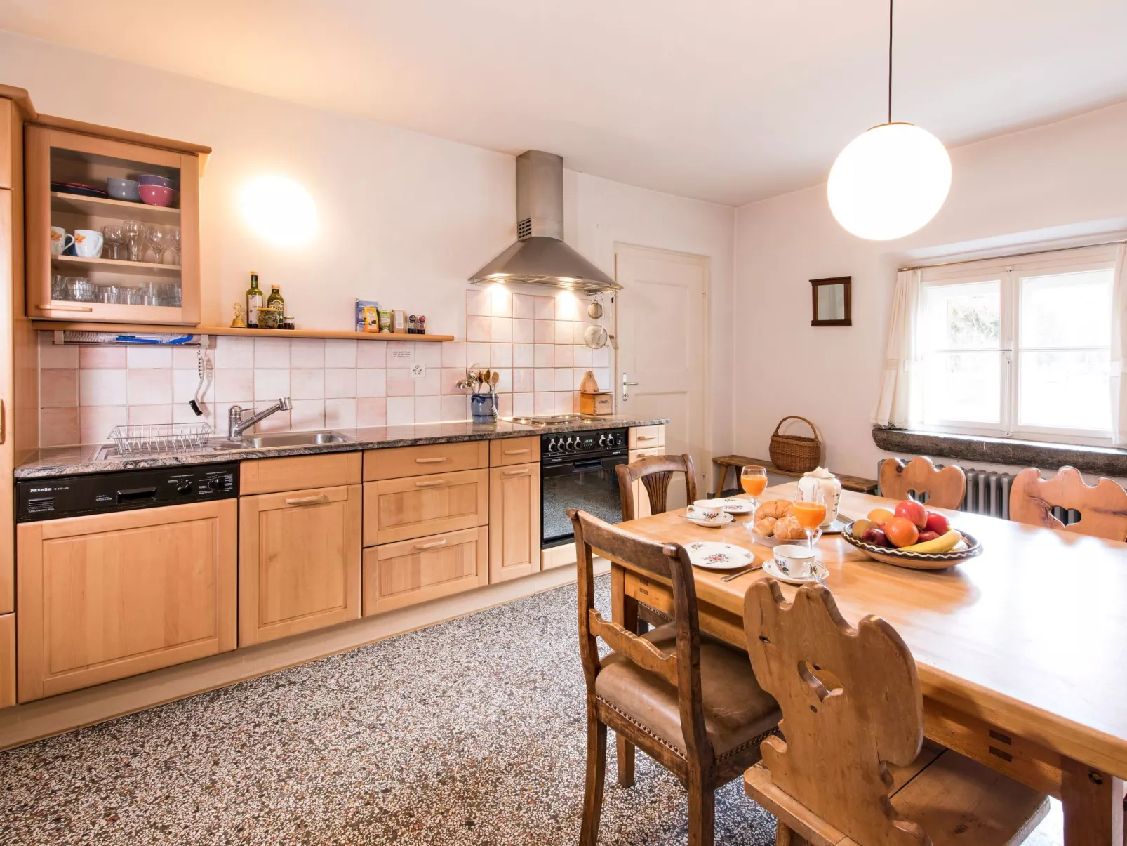 Chesa Lagrev-Schucan-Image-tags.info