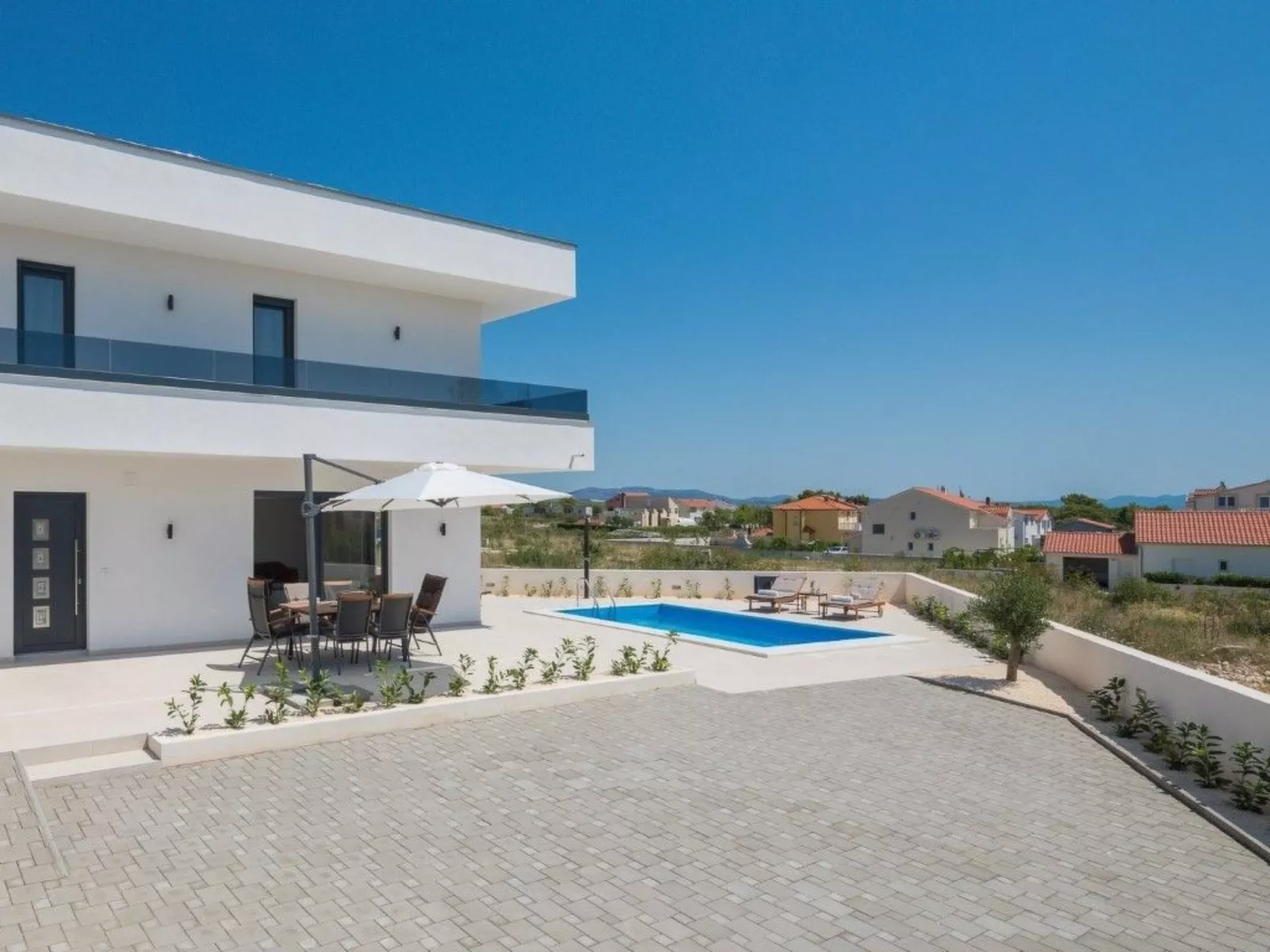 Schöne Villa Bettina in Vodice-Image-tags.info