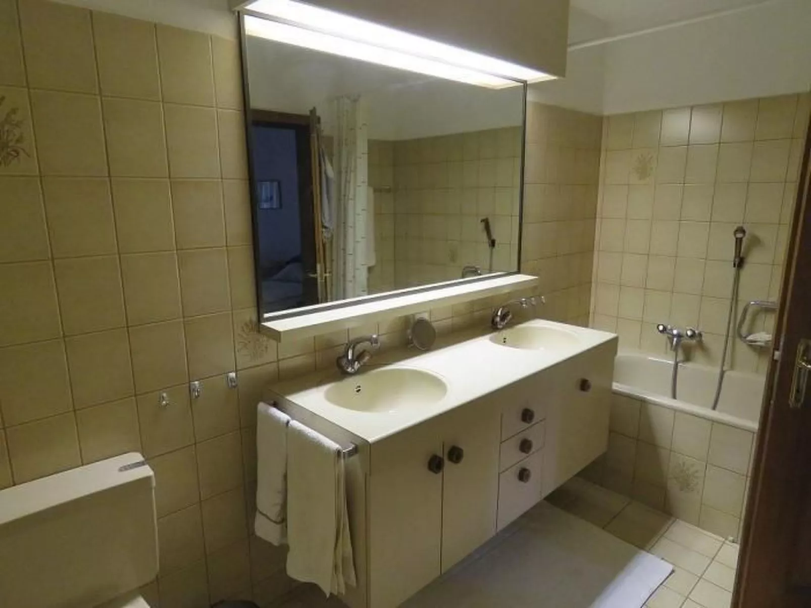 La Planüra 11-Drinnen