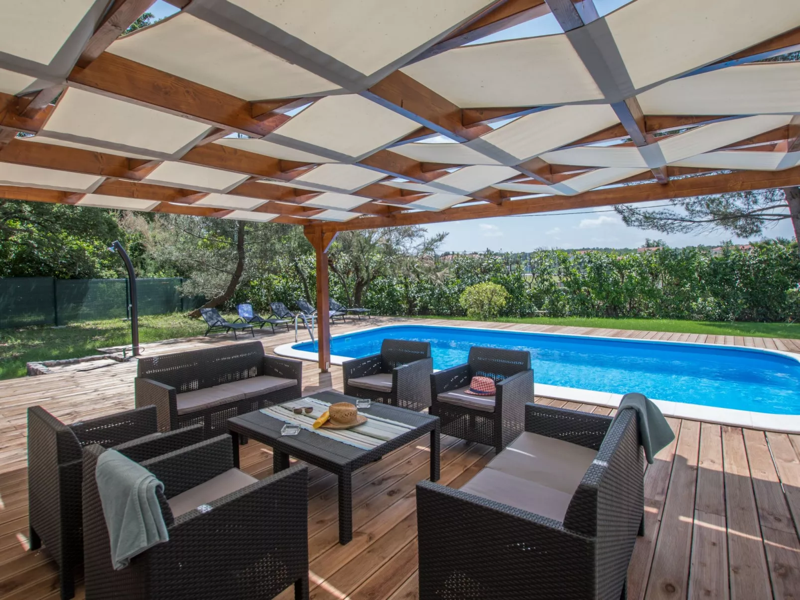 Für 10 Personen und 2 Kinder in Juricani, Istrien (Istrische Riviera)-Draußen