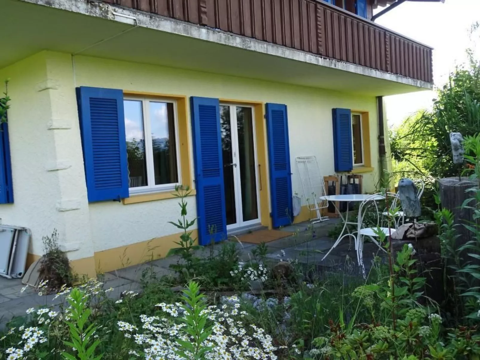 Chalet Aebnit-Outside