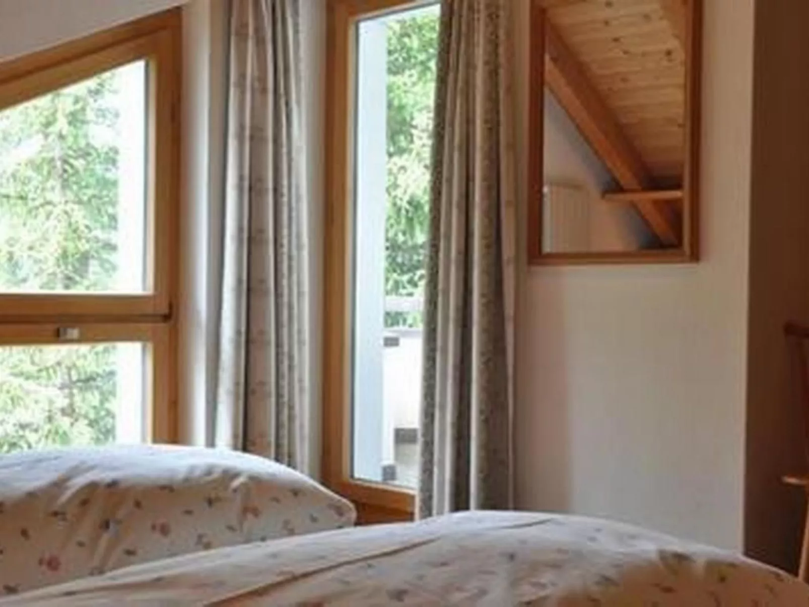 Chesa Semnadur H8-Image-tags.info