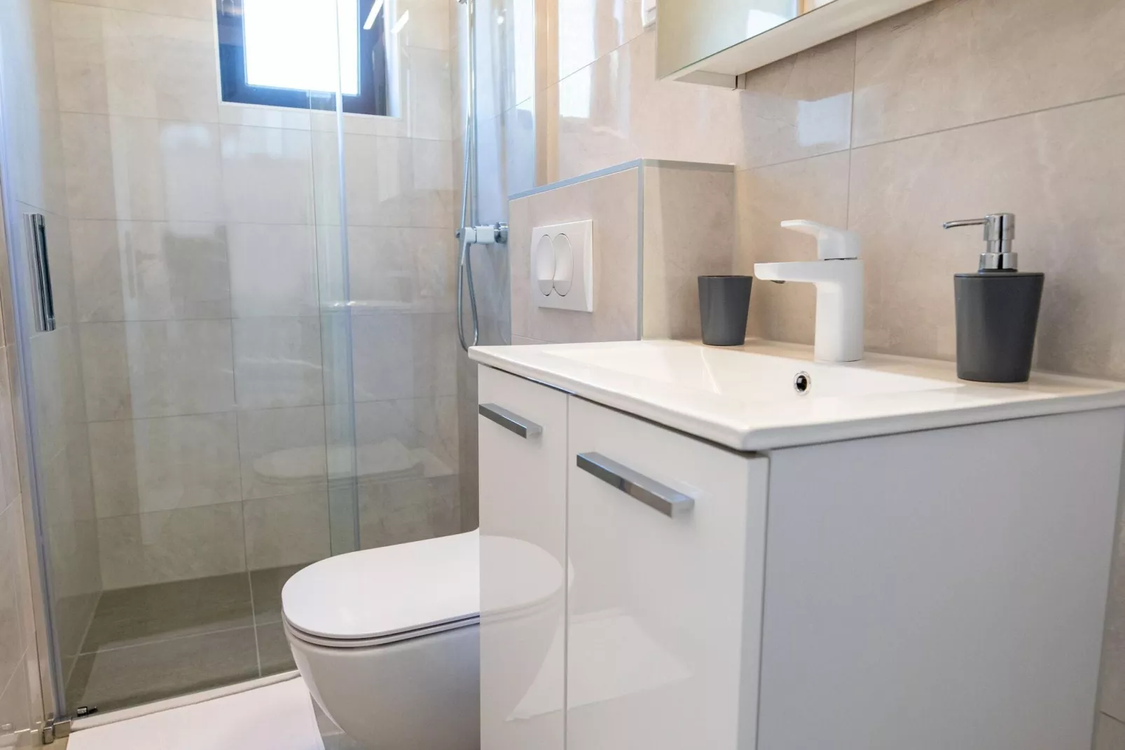 Apartment im Haus Zora Seline - SD170 A02-OG 8 Pers-Bathroom