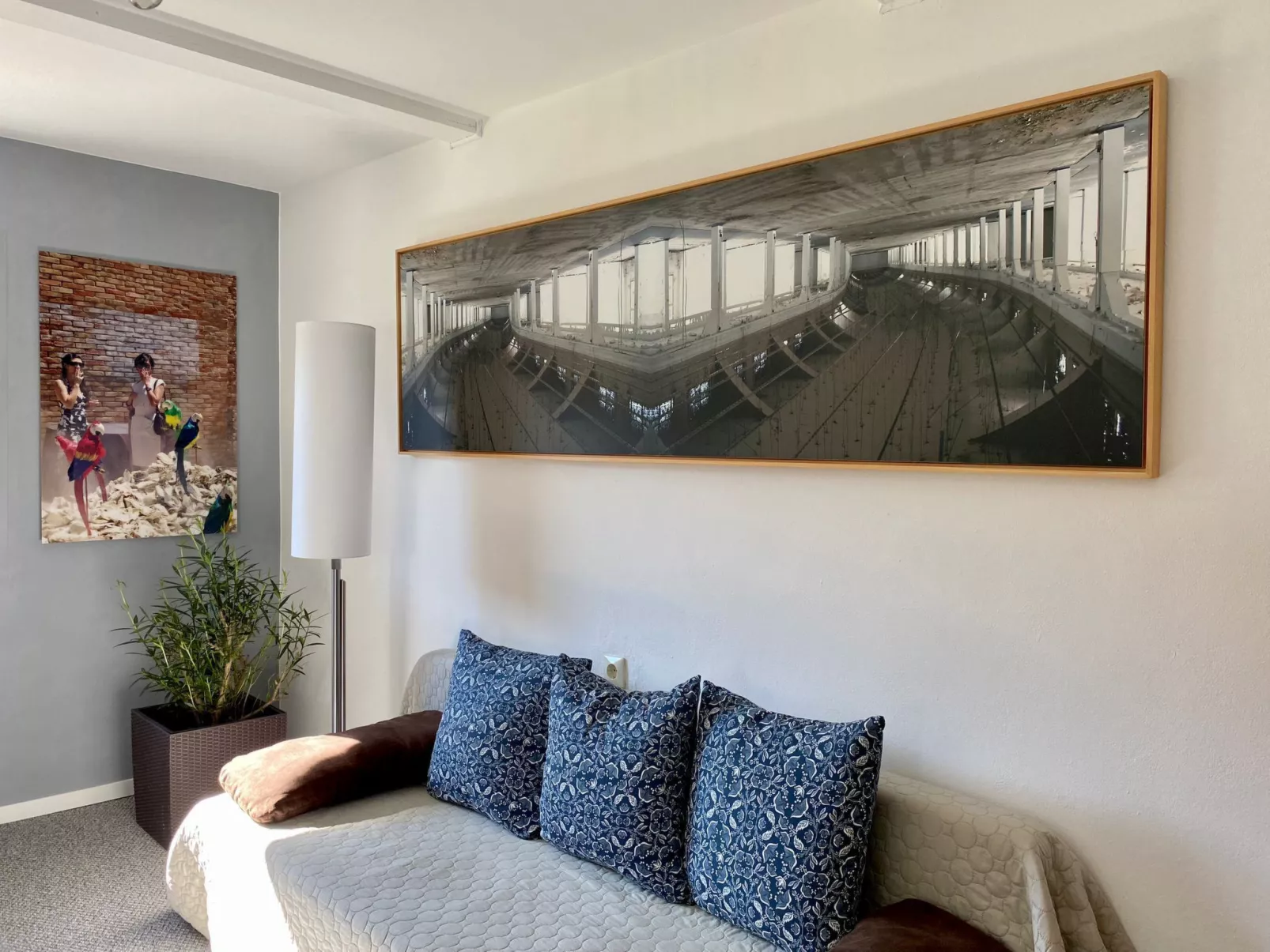 Haus mit Kunst-Image-tags.info