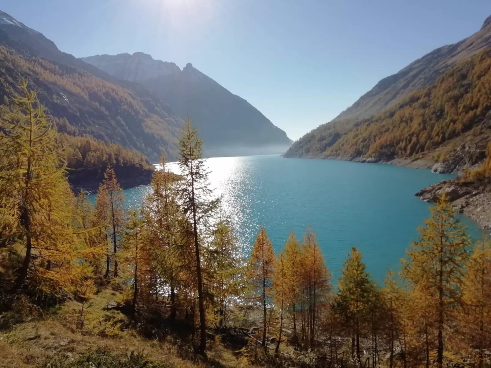 Helle, panoramische Wohnung in den Alpen.-Outside