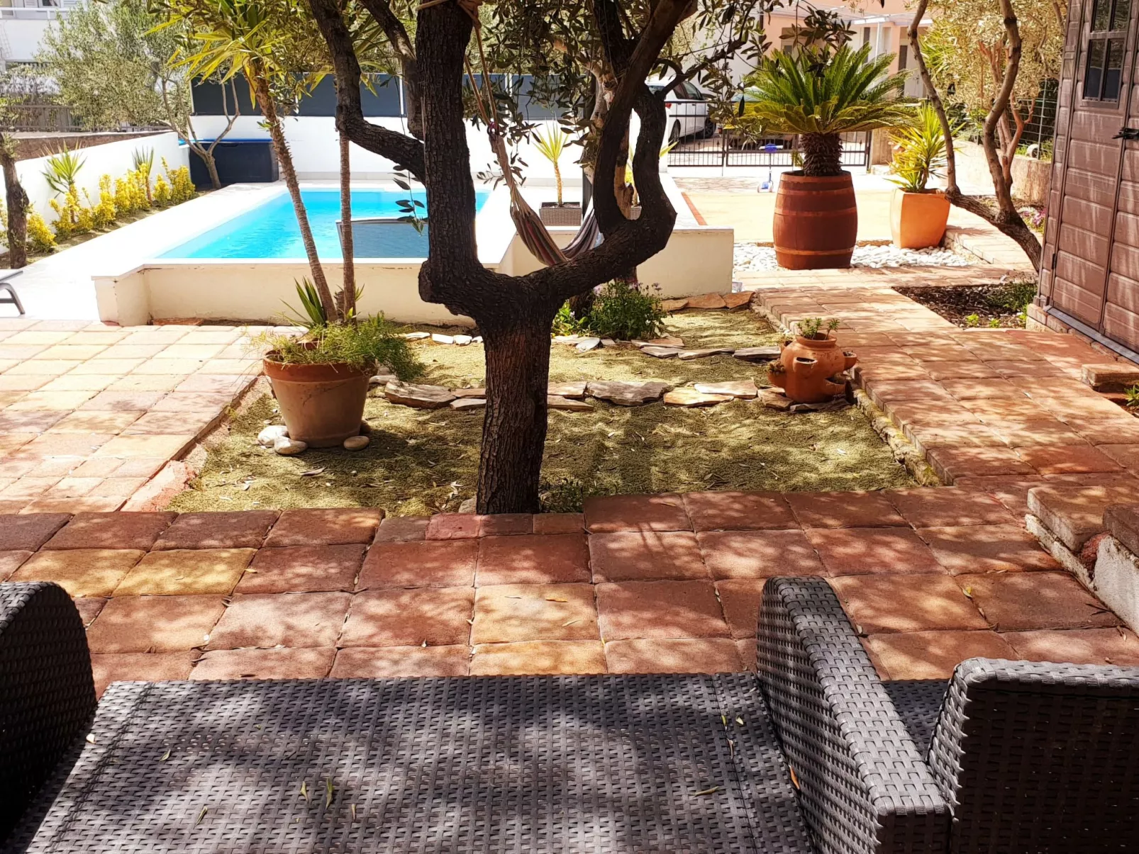 Geräumiges Ferienhaus mit Terrasse und Garten-Dehors